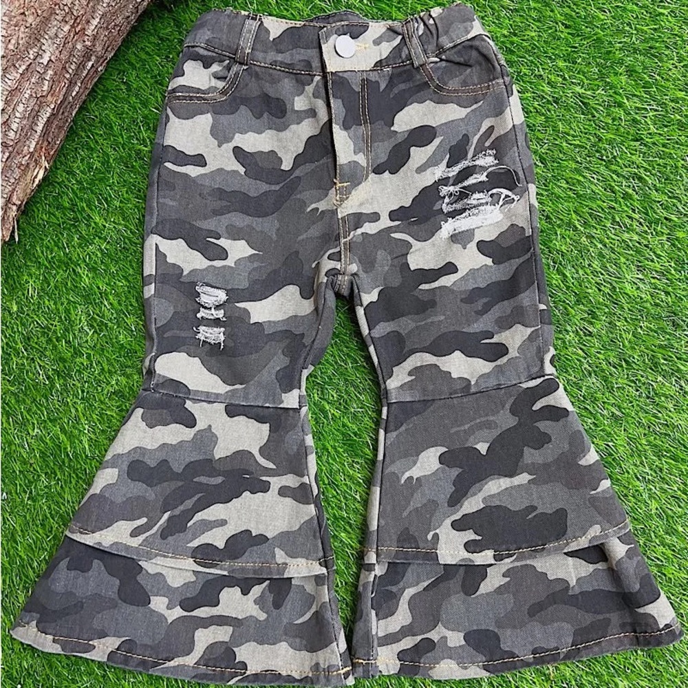 New Toddler’s Camo Bell Bottom Jeans